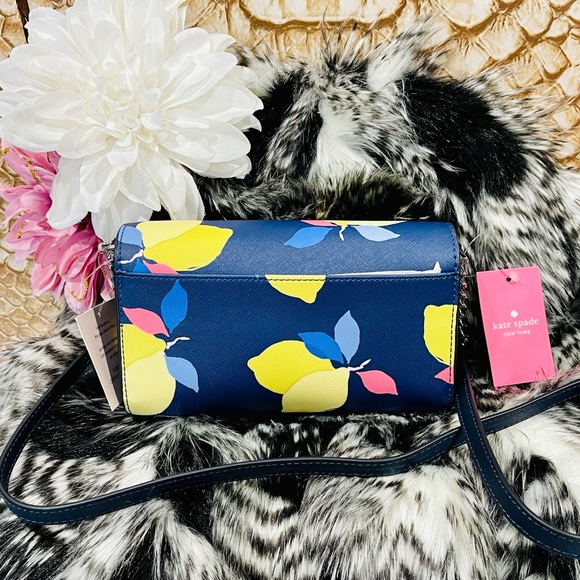 nwt! L🍋VE! this kate spade ♠️ small flap crossbody in citrus print - Picture 8 of 17
